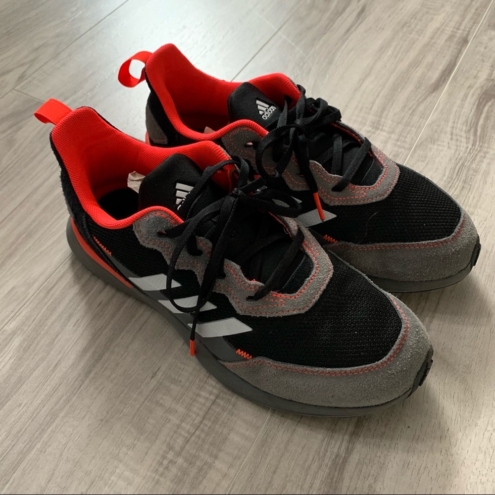 Adidas RapidaRun Elite J Sz 6.5